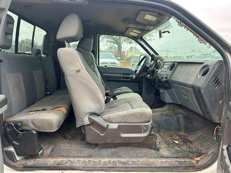 2012-ford-f250-image-8