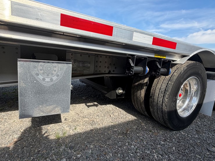 2024-doonan-titanium-image-5