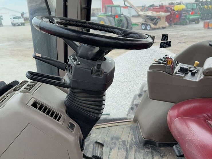 2007-mx-275-case-magnum,-7970hrs,-all-work-been-done-by-case-mechanics,-new-tie-rods-on-front-end,-big-1000pto,-4-remotes,-front-wheel-assist-image-13