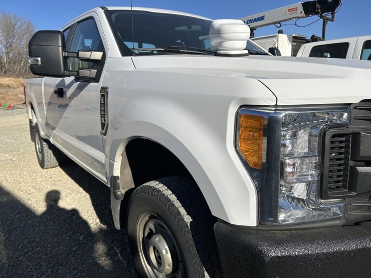 2017-ford-f250-image-10