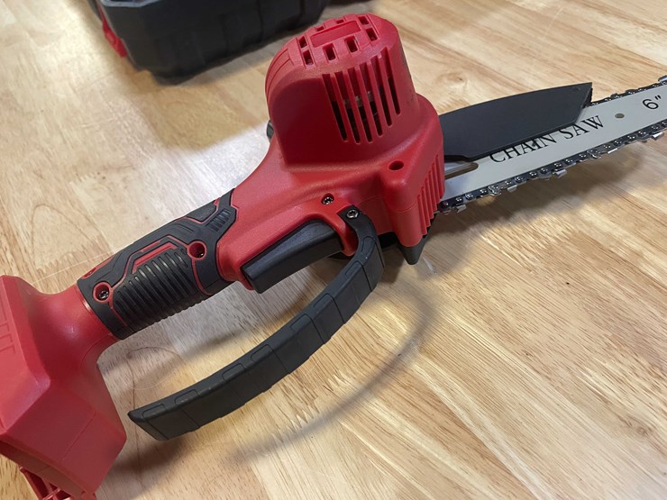 #2047-•-milwaukee-compatible-18v-mini-cordless-chainsaw-kit-with-18v-8ah-battery,-in-case-(pr12)-image-7