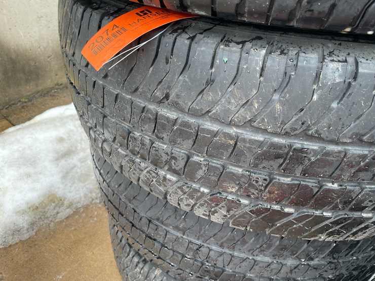 #2074-•-(4)-tires-(o3)-image-8