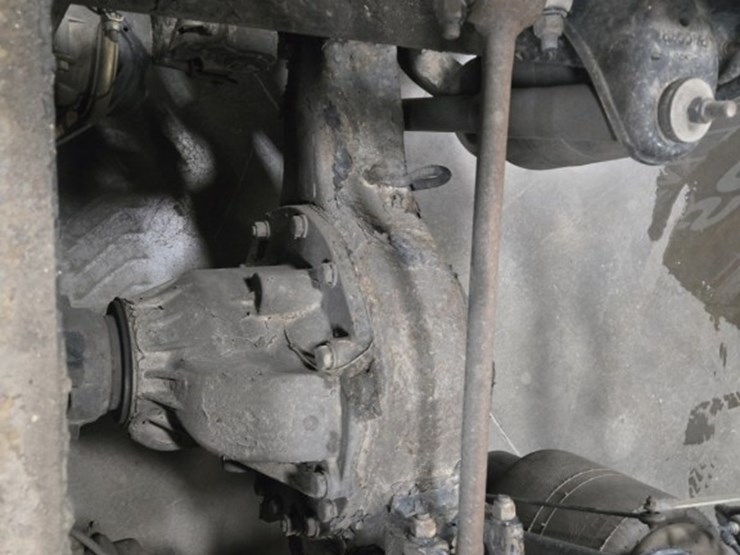 2015-kenworth-t680-image-31