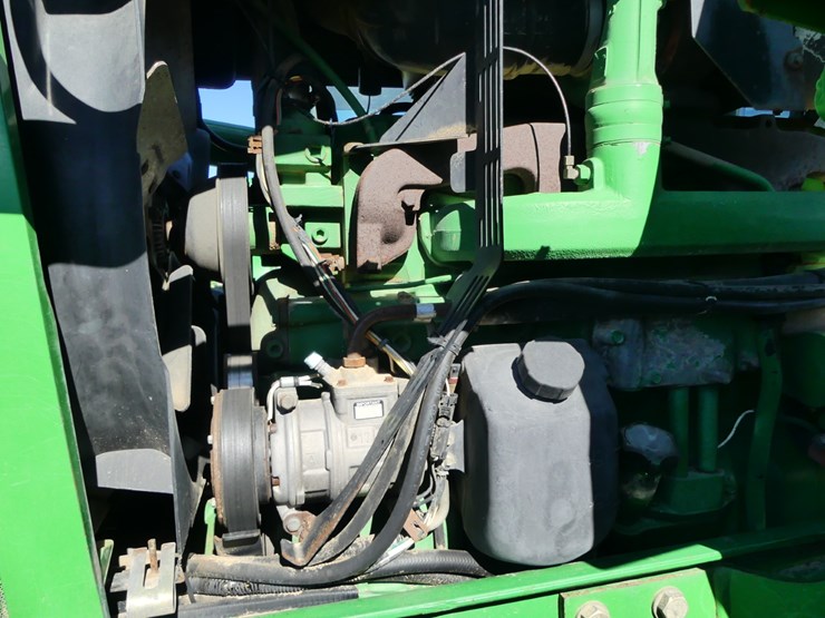 john-deere-7810-image-11
