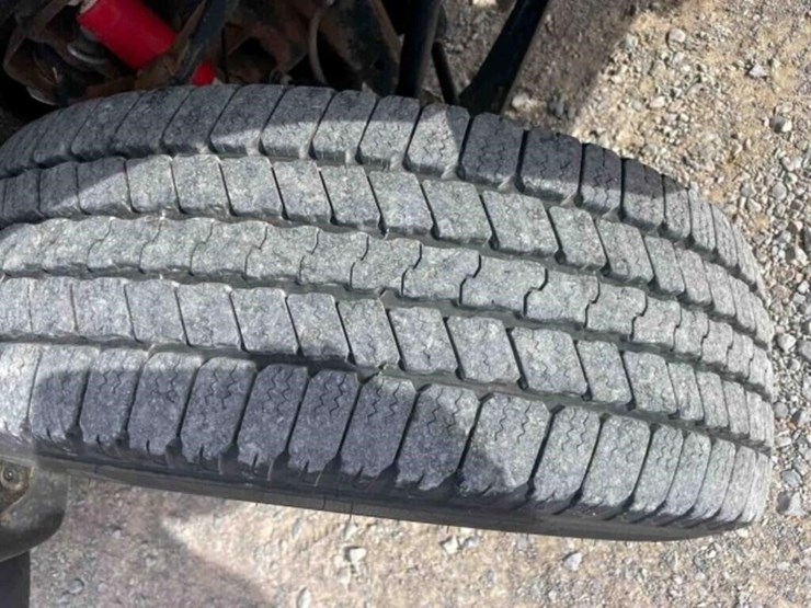 2016-gmc-2500-image-6