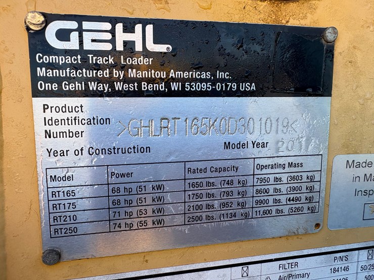 2017-gehl-rt165-image-18