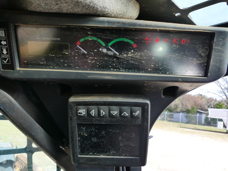 2023-deere-317g-image-18