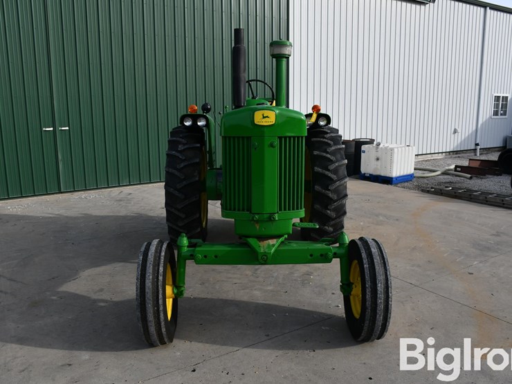 1959-john-deere-730-image-2