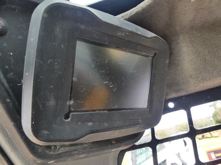 2022-bobcat-t66-image-15