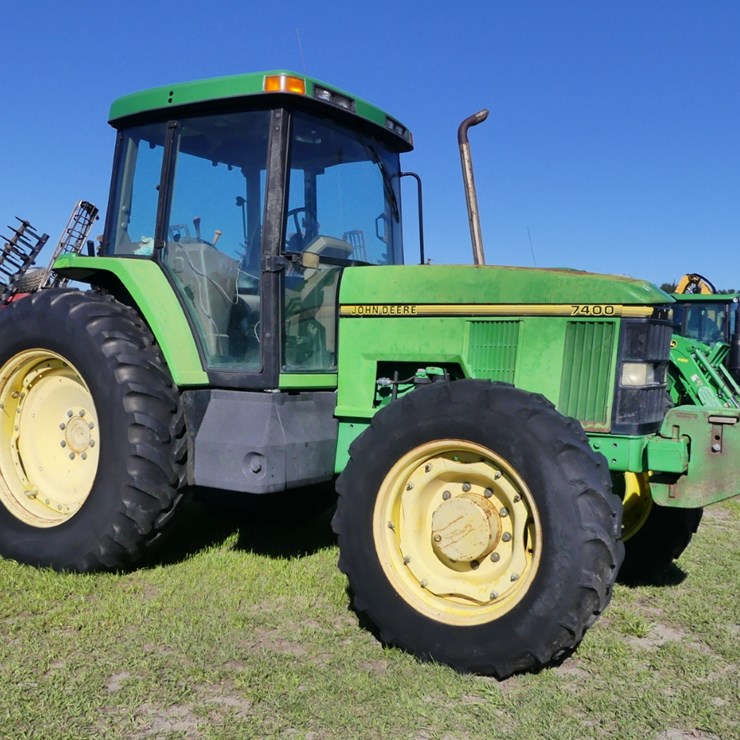 1995 JOHN DEERE 7400