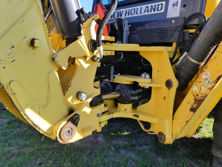 2014-new-holland-b95c-image-7