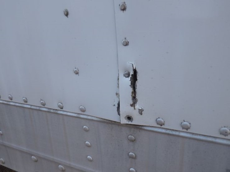 2015-great-dane-van-image-8