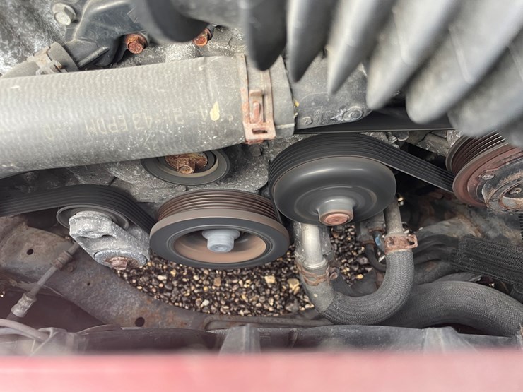 #1024-•-2012-chrysler-300-awd-sedan-(has-paperwork-to-obtain-title)-image-28