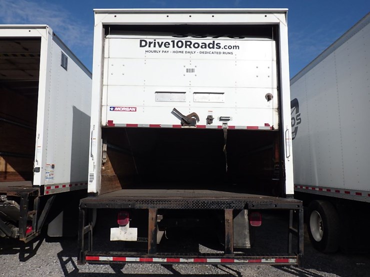 2020-hino-268a-image-5