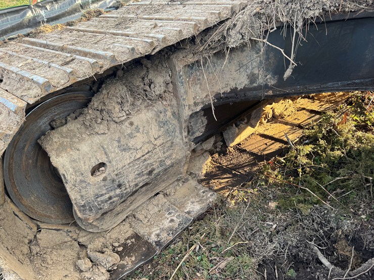 komatsu-pc270-lc-8-image-102