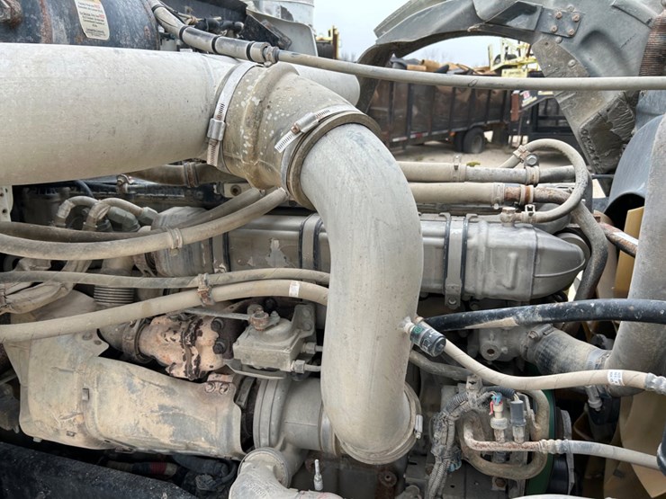 2014-western-star-4900-image-9