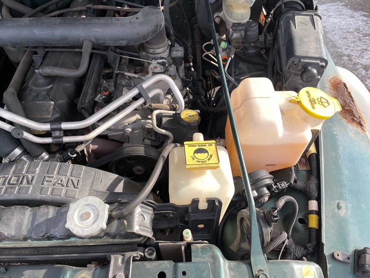 2000-jeep-wrangler-sport-image-69