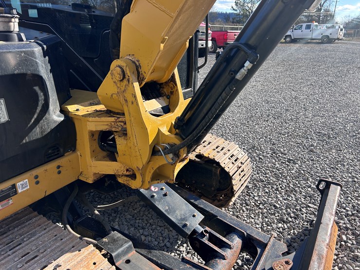 caterpillar-306-cr-image-29