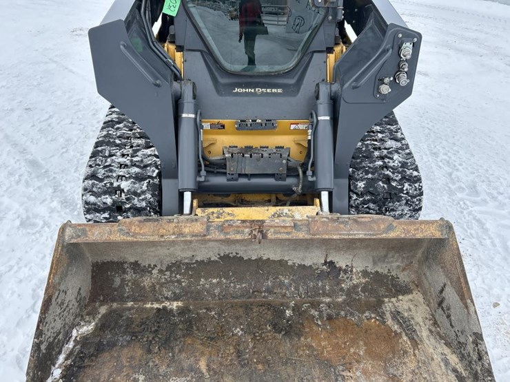 2019-deere-331g-image-19