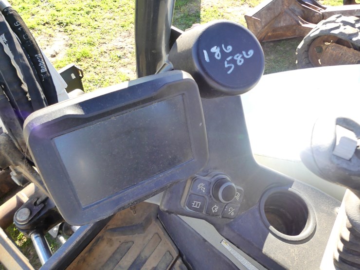 2020-bobcat-e42-image-17