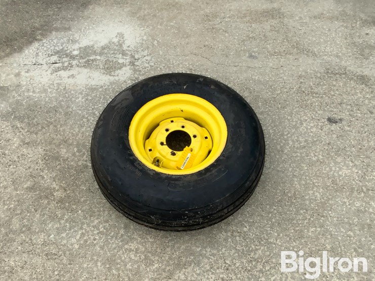 carlisle-11l-15sl-tire-on-a-6-bolt-rim-image-2