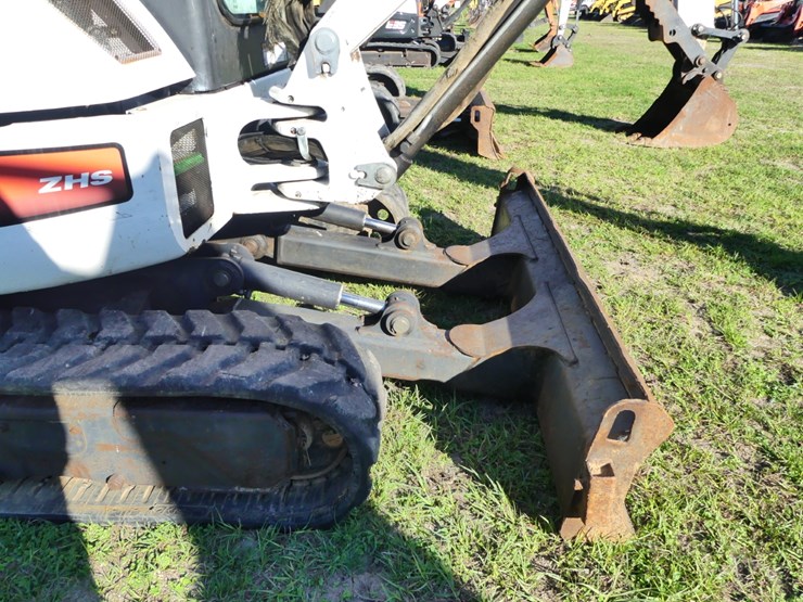 2009-bobcat-430-image-9