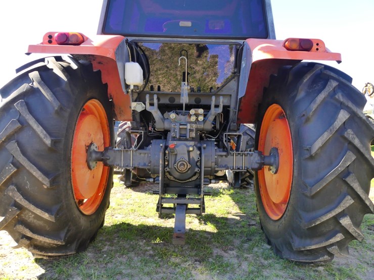 2008-kubota-m125x-image-5