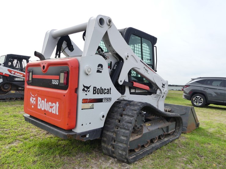 2016-bobcat-t650-image-3