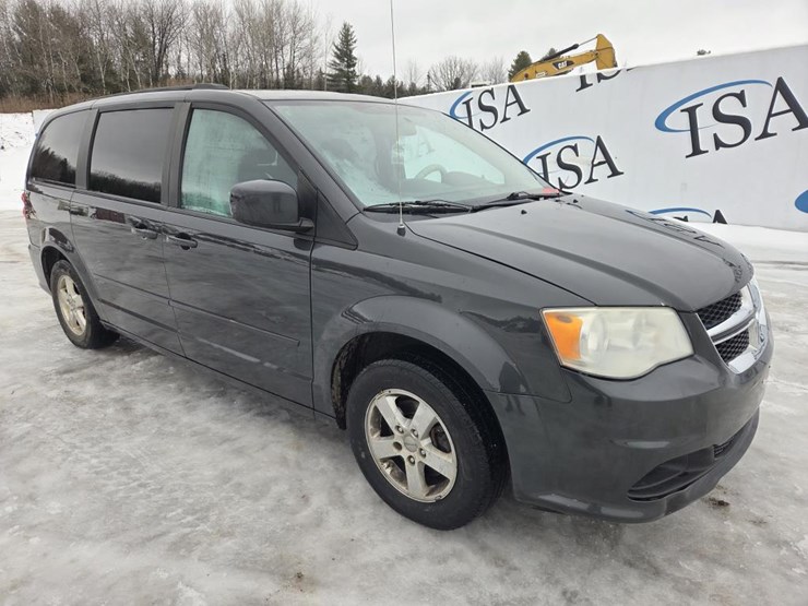 2012-dodge-grand-caravan-image-7