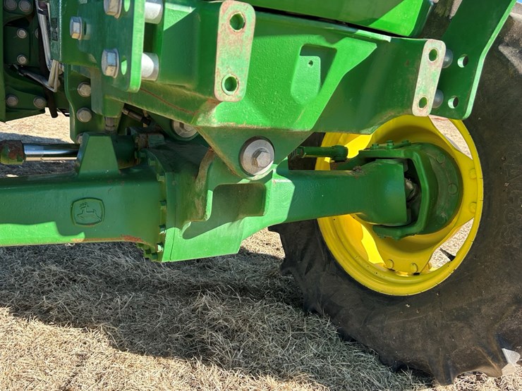 john-deere-6105e-image-21