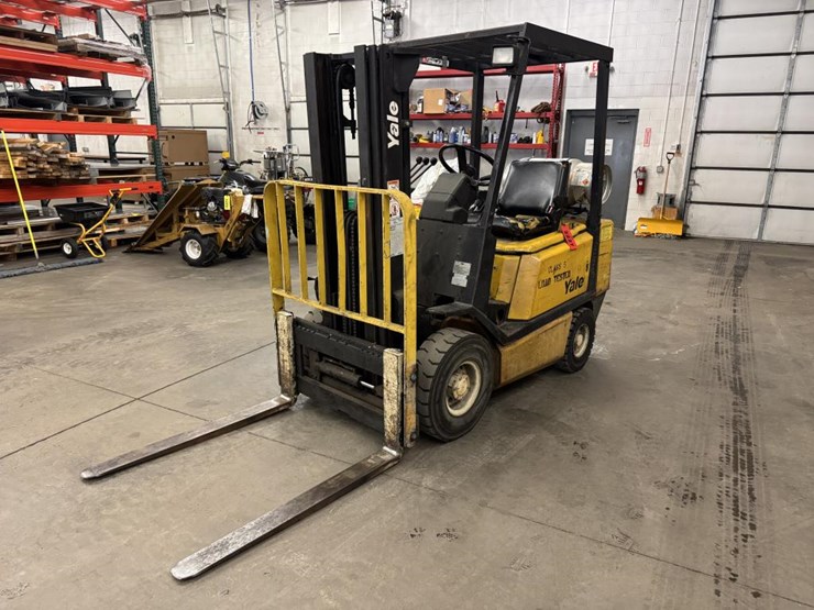 #2227-•-yale-a673971-forklift-image-1