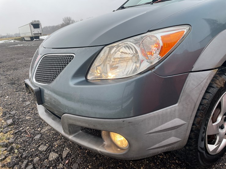 #1026-•-2006-pontiac-vibe-hatchback-(has-wi-title)-image-10