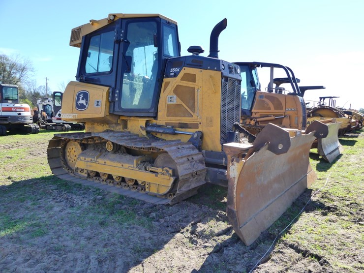deere-550k-lgp-image-2