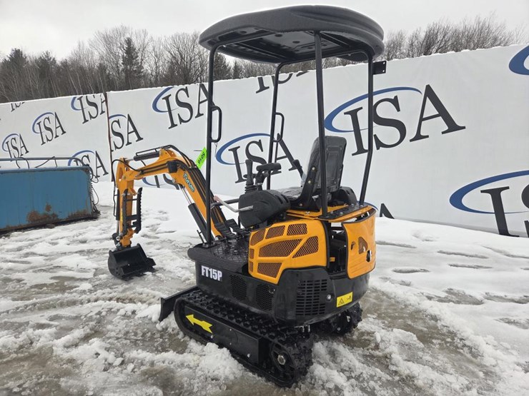 #5016-•-unused-future-ft15p-mini-excavator-image-3
