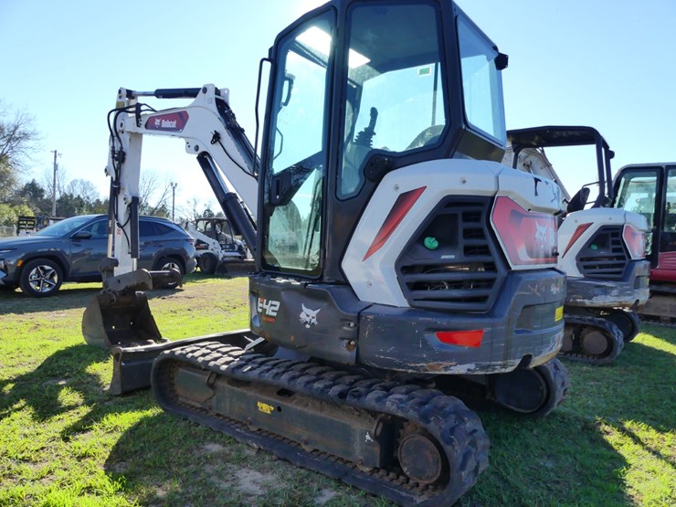 2021-bobcat-e42-image-4