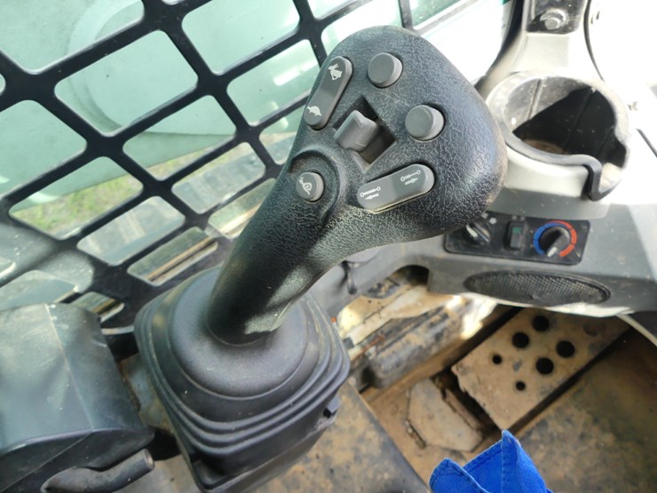 2018-bobcat-t770-image-14