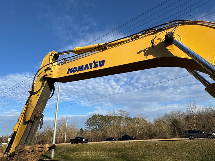 komatsu-pc270-lc-8-image-40