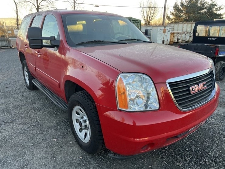 2012-gmc-yukon-image-2
