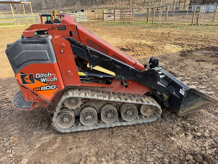 2019-ditch-witch-sk800-image-6