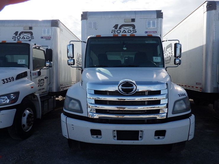 2020-hino-268a-image-2