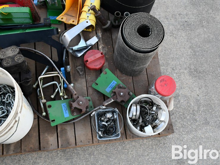 pallet-of-farm-support-image-11