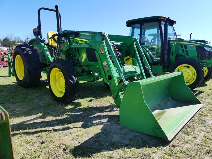 john-deere-5075e-image-2