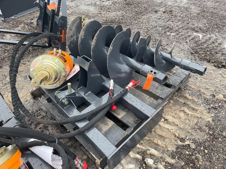 #1153-•-unused,-landhonor-skidsteer-loader-auger-image-1
