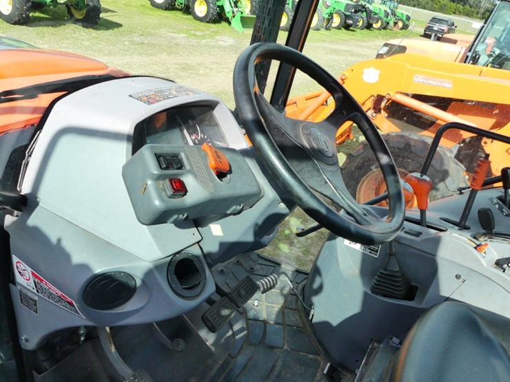 2018-kubota-m5-111-image-11