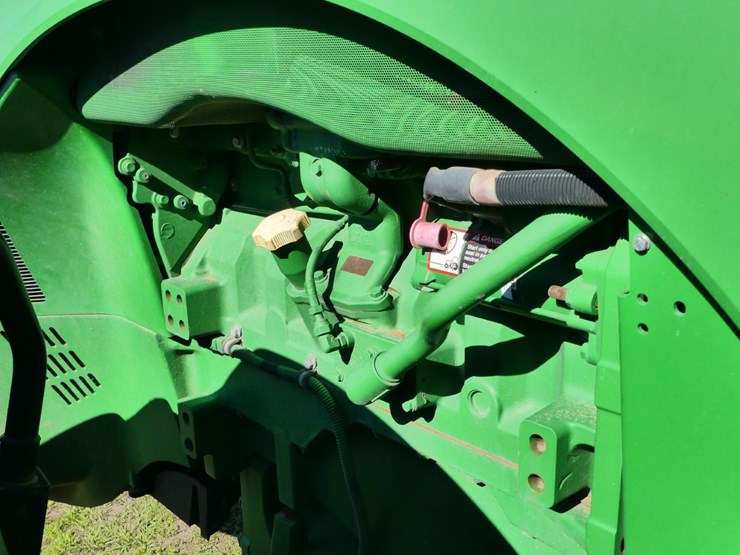 2017-john-deere-8245r-image-9
