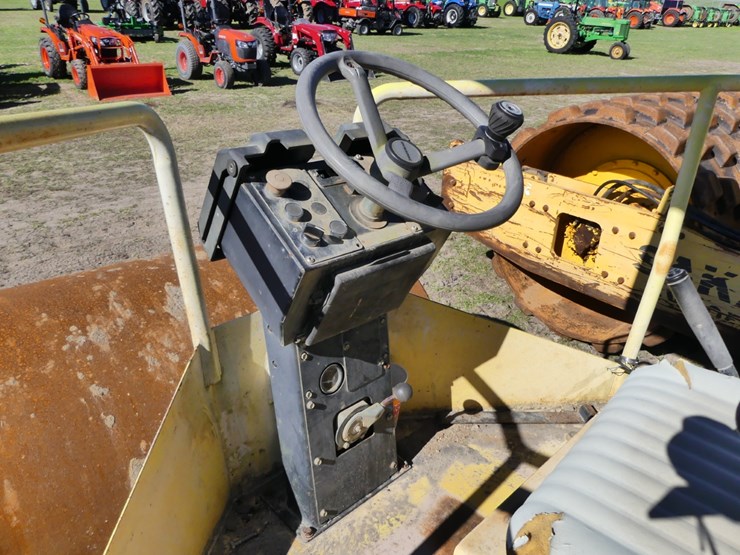 2008-dynapac-ca150d-image-11