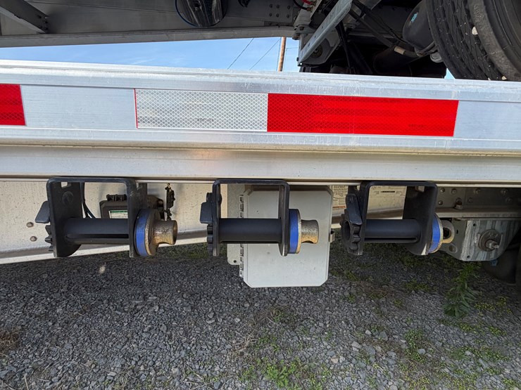 2024-doonan-titanium-image-5