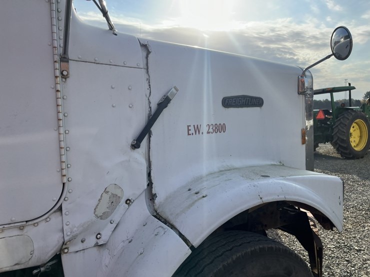 #2201-•-1988-freightliner-mb80-tandem-axle-dump-truck-image-28