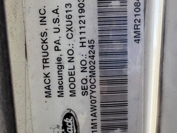 #30491-•-2012-mack-cxu613-tandem-axle-truck-tractor-image-19