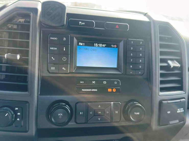 2020-ford-f600-image-10